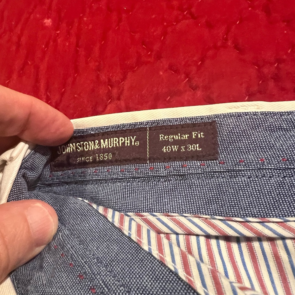 Johnston and Murphy like new 40x30 white dress pants